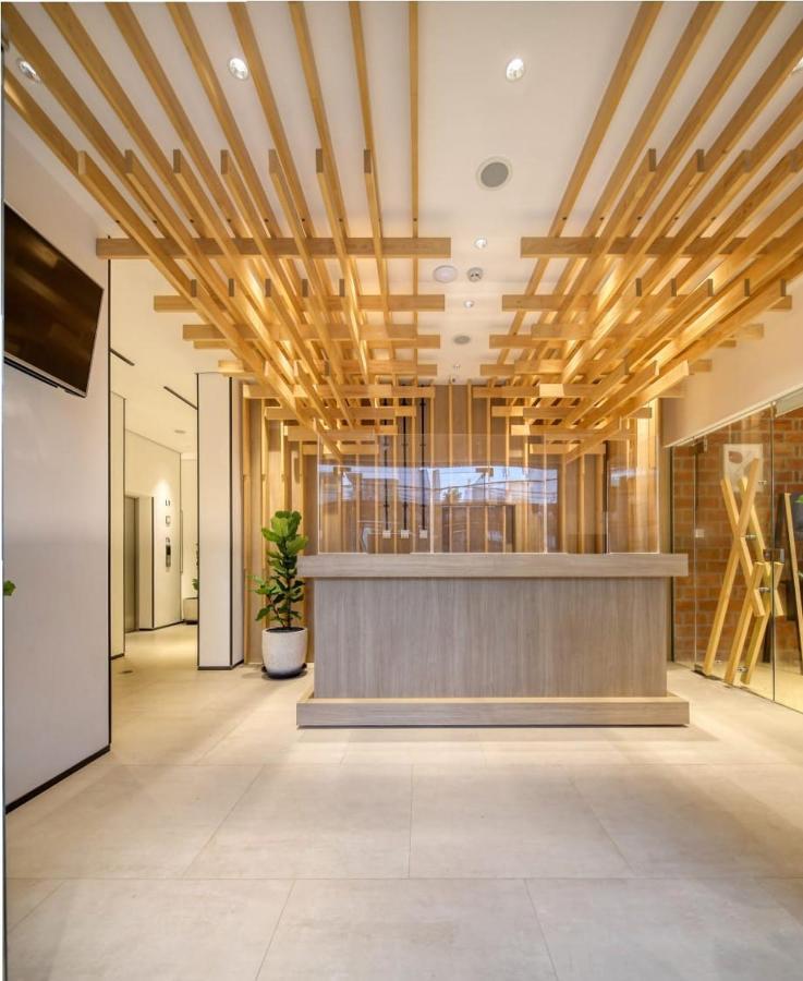 Cool Living Hotell Jakarta Exteriör bild