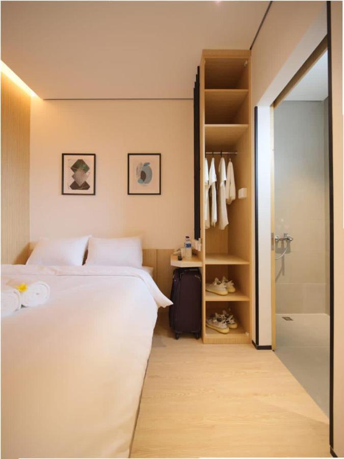 Cool Living Hotell Jakarta Exteriör bild